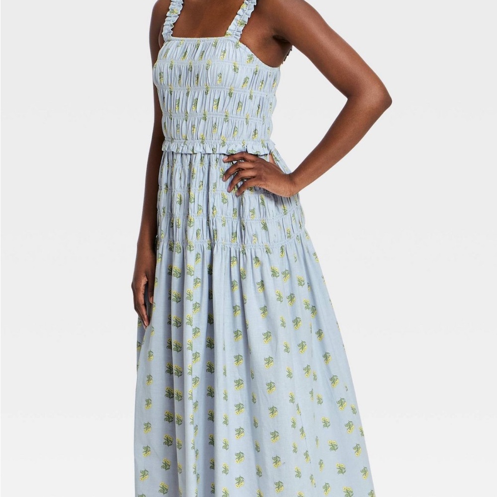 Women’s smocked A line maxi dress- universal thread blue floral XS